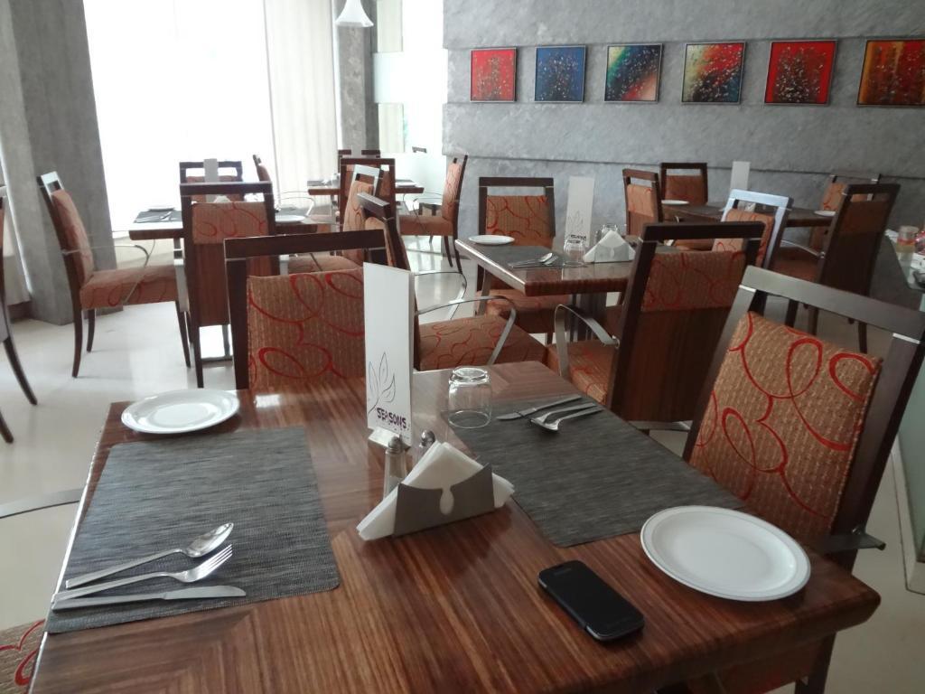 Regency Hotel Malabar Hill Mumbai Exterior photo